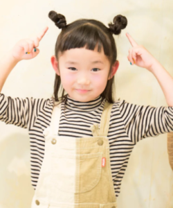女の子 2歳 5歳までの髪型 ヘアアレンジ集 ママ目線で選ぶ未就学児の可愛い髪型12選 Feeche フィーチェ